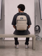 Cargar imagen en el visor de la galería, MOCHILA MICHELÍN SAND
