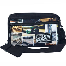 Cargar imagen en el visor de la galería, CROSSBODY SKATERS
